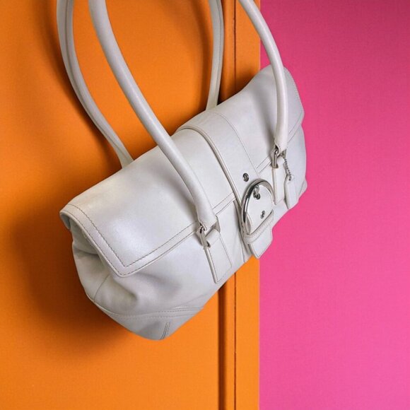 Vintage COACH Soho Satchel in white - Picture 3 of 14